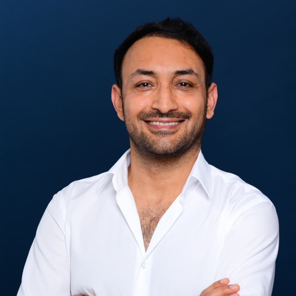 Mahboob Mahmoodi — Geschäftsführer, CivilCMC-Bauservice GmbH